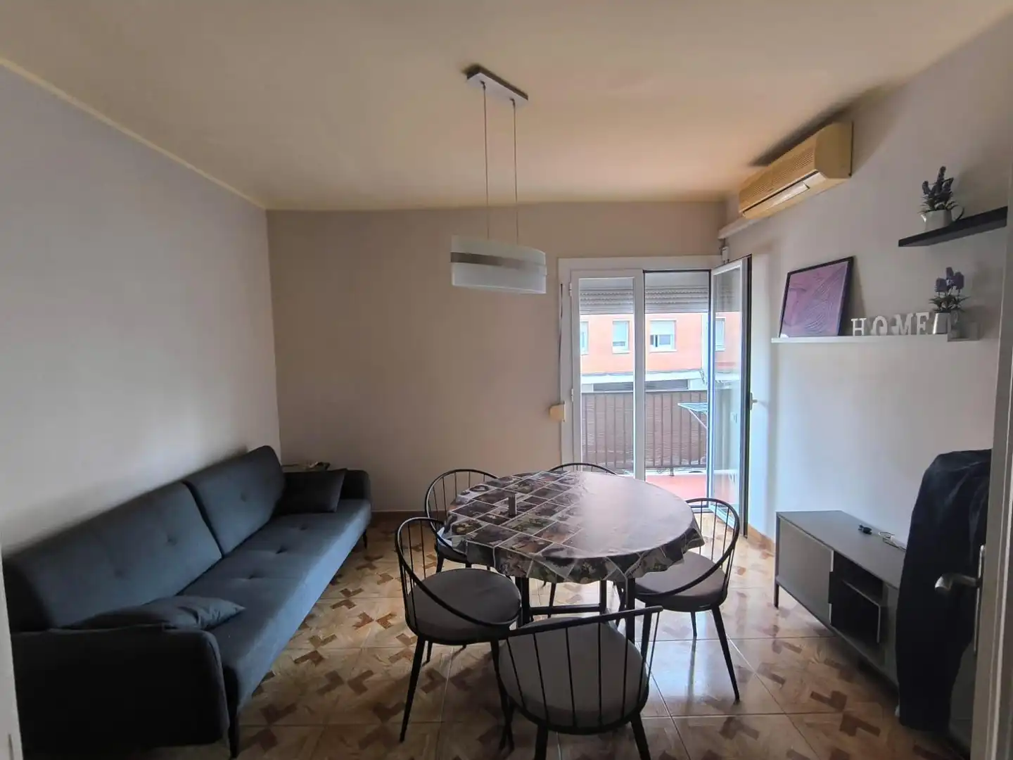 Living room of Flat for rent in Manresa  with Heating, Furnished and Balcony