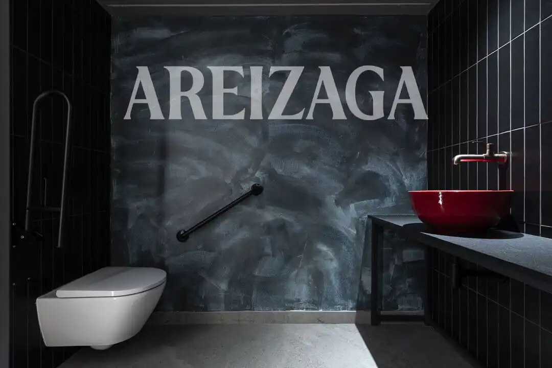 Baño de Local en venta en Donostia - San Sebastián 