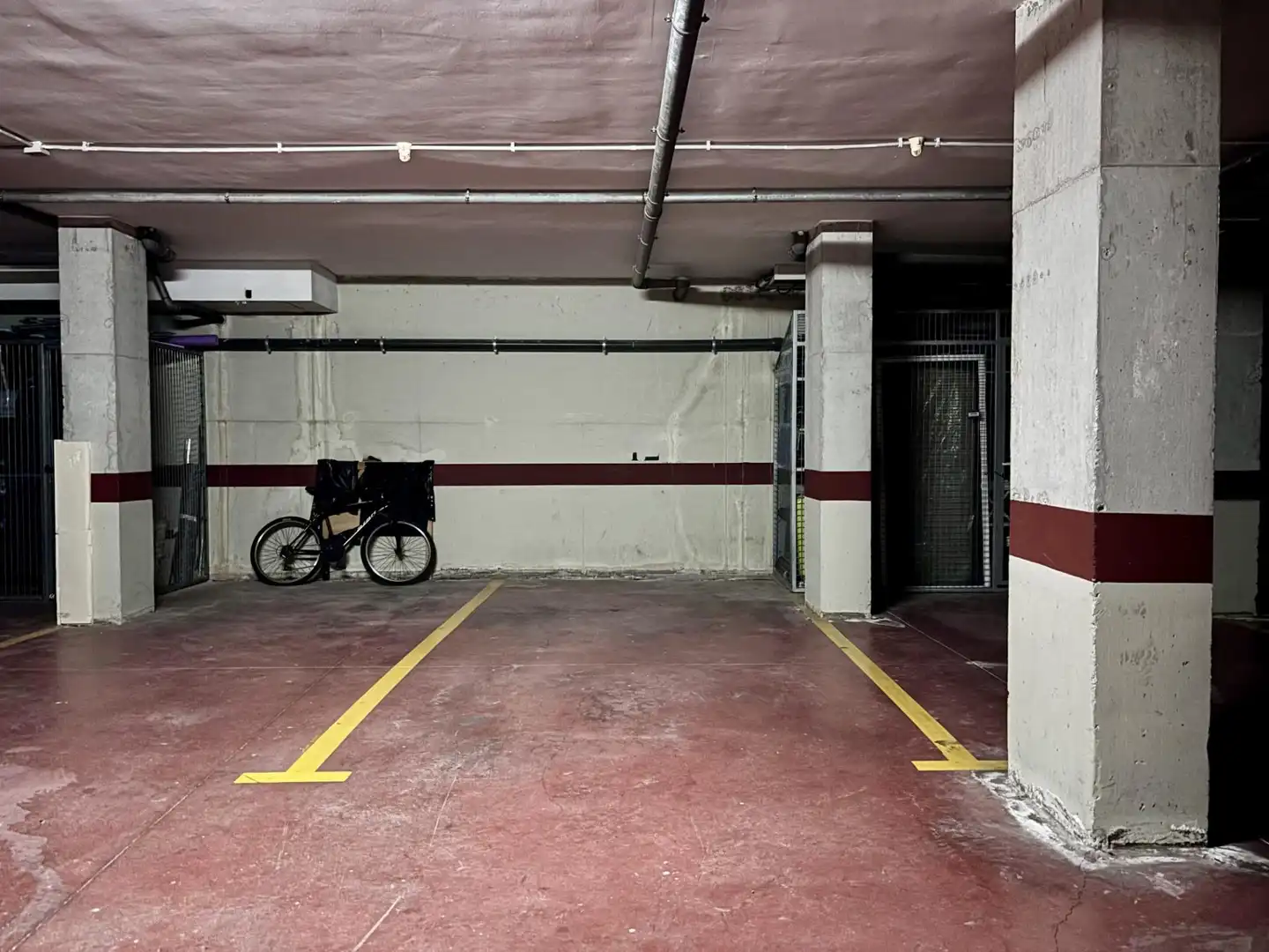 Parking of Flat for rent in Guardamar del Segura  with Air Conditioner, Heating and Furnished