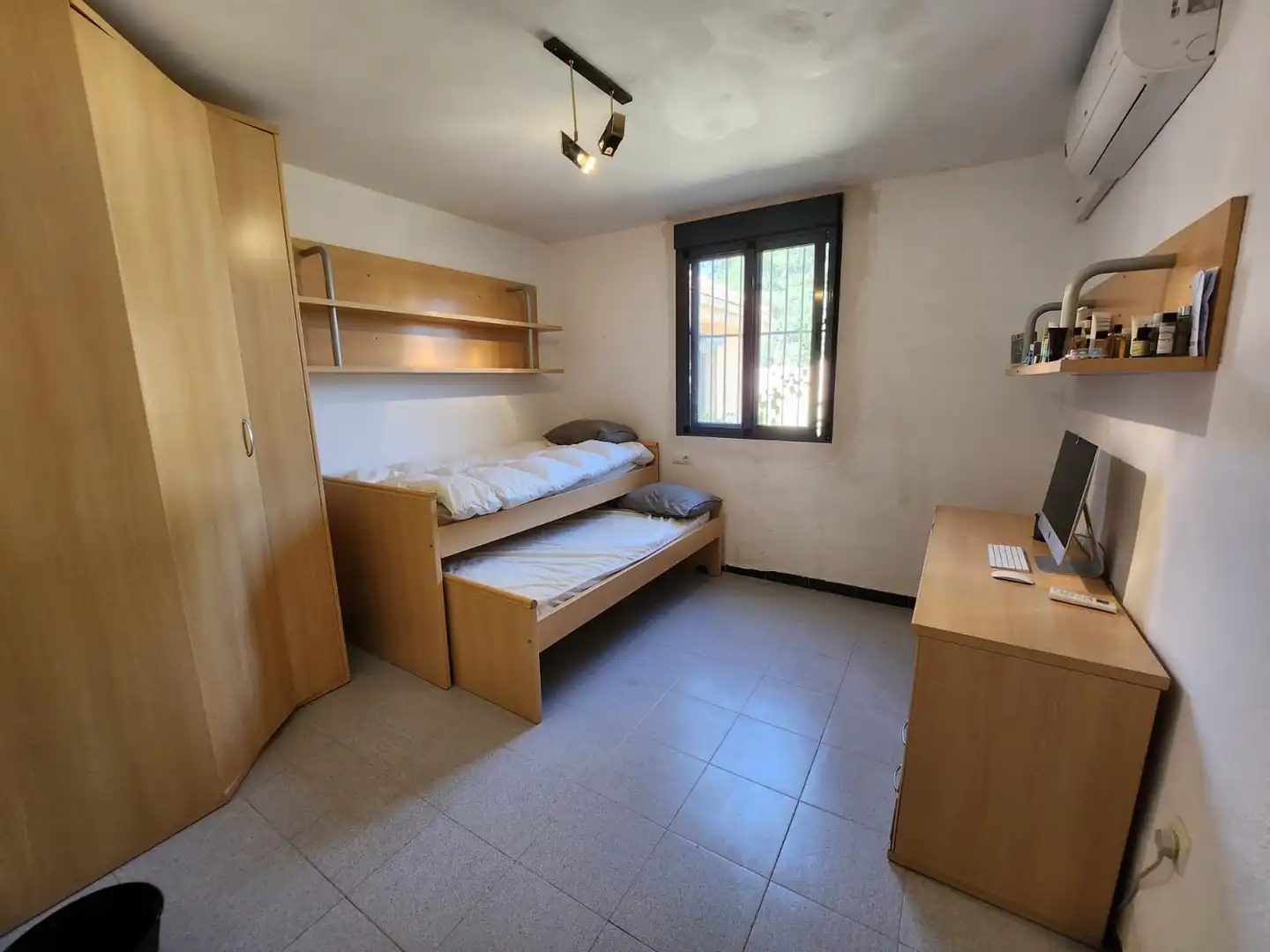 Habitación de Casa o chalet en venta en Villena con Jardín privado, Terraza y Piscina