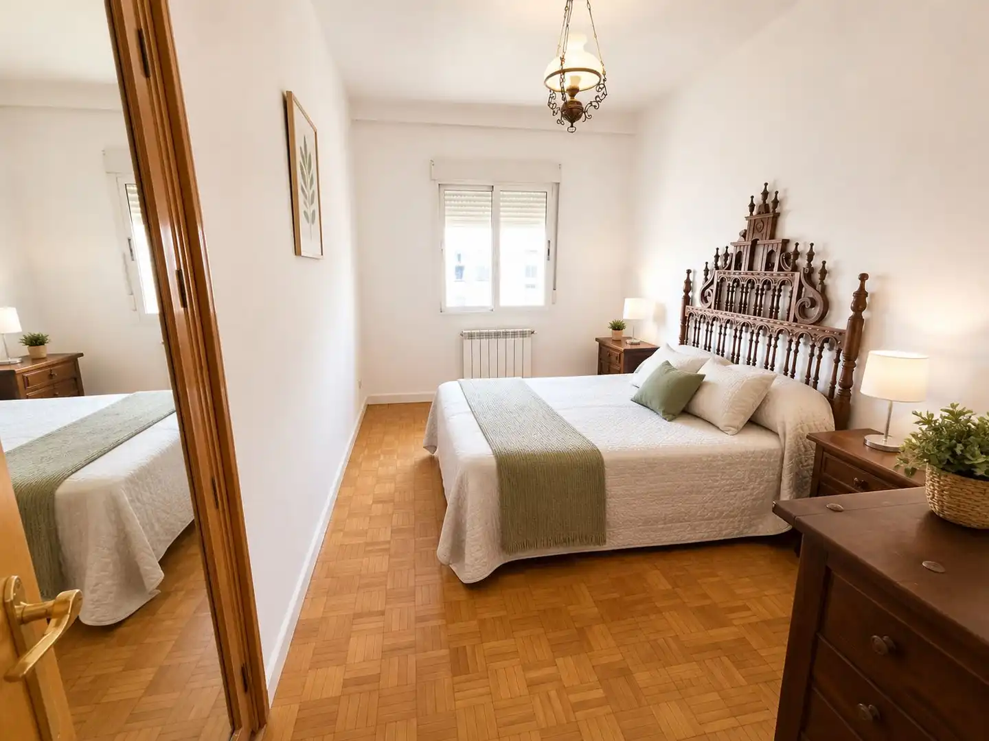 Habitación de Piso en venta en Madrid con Calefacción, Parquet y Terraza