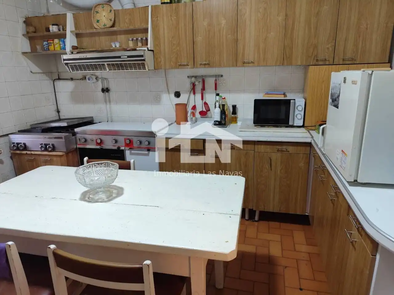 Cocina de Piso en venta en Las Navas del Marqués  con Calefacción, Terraza y Trastero