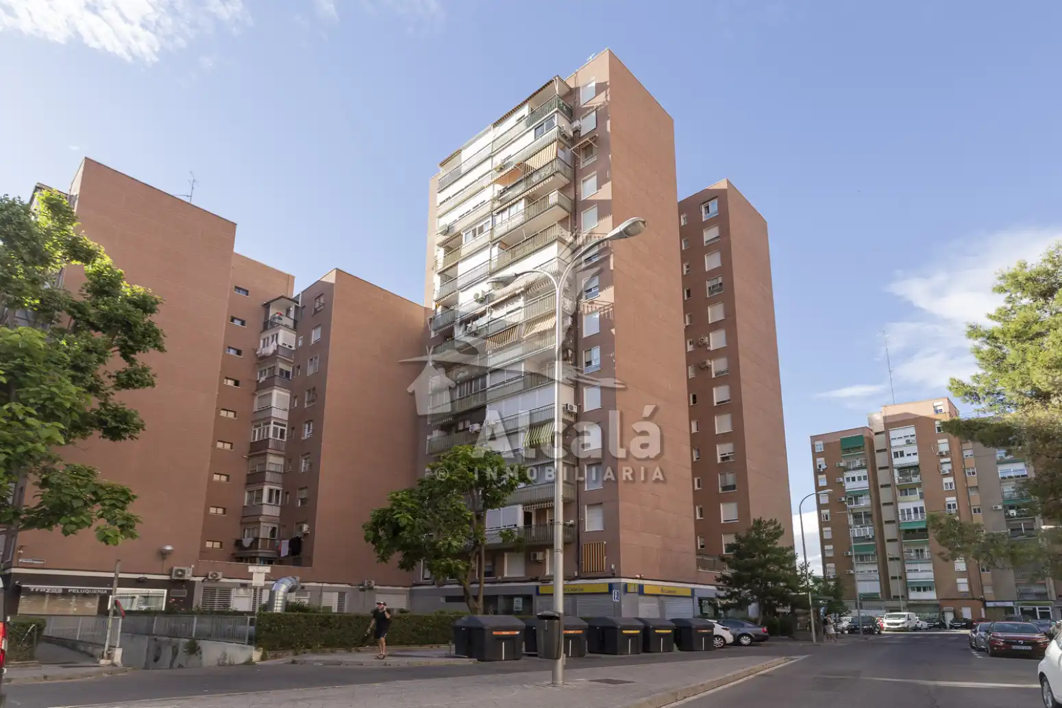 Vista exterior de Pis en venda en Madrid amb Aire condicionat, Calefacció i Terrassa