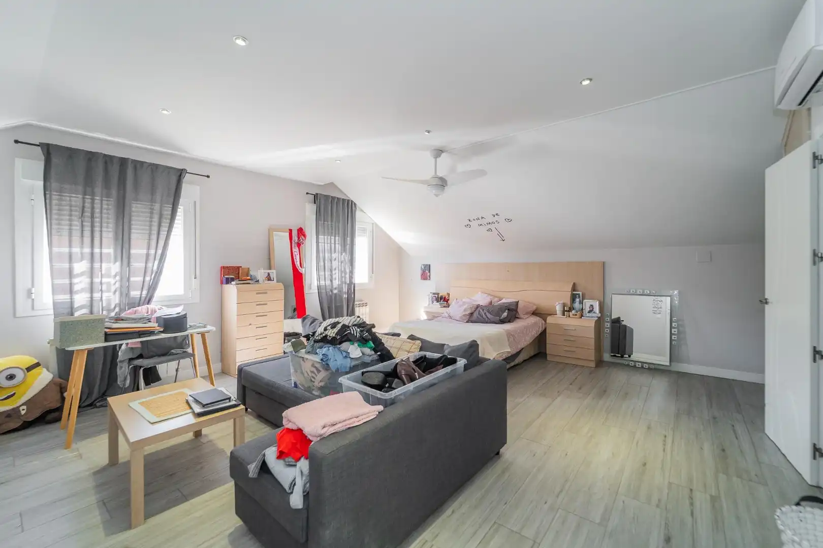 Habitación de Casa o chalet en venta en Olías del Rey con Aire acondicionado, Calefacción y Jardín privado