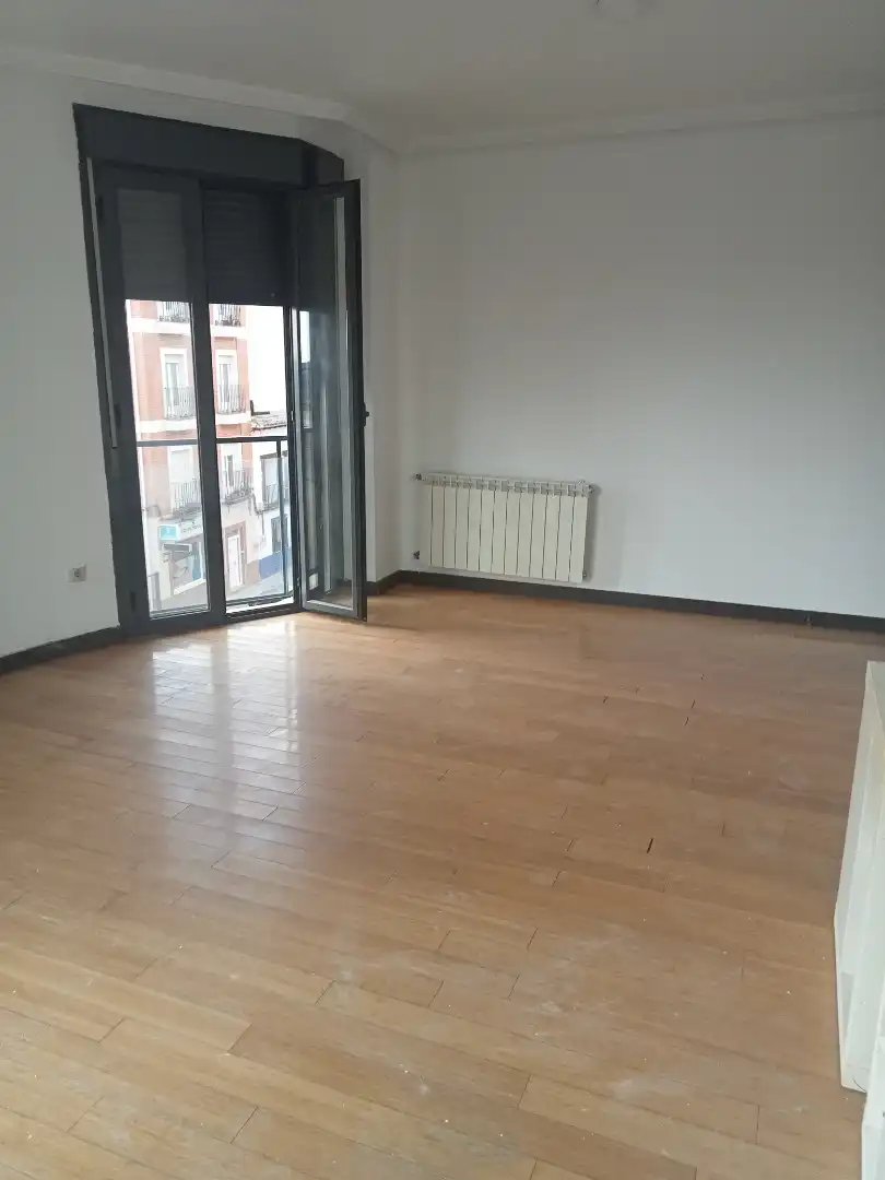 Wohnzimmer von Wohnung zum Verkauf in Ocaña mit Heizung, Parkett und Balkon