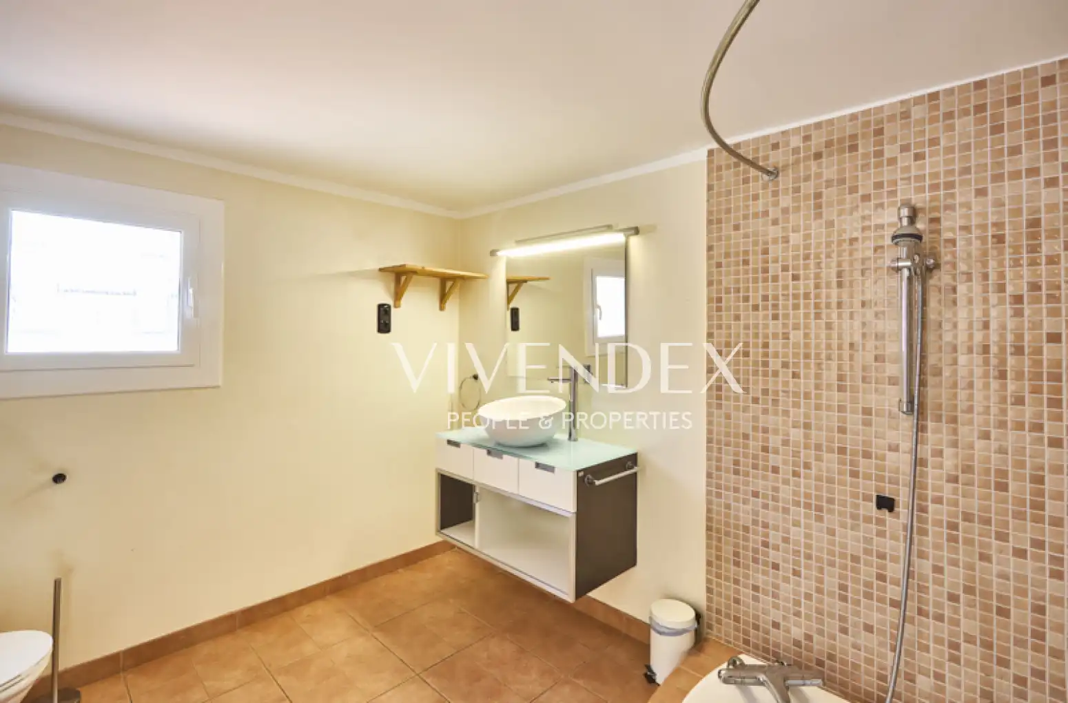 Bathroom of Detached homes for sale in Barcelona  with Terrace