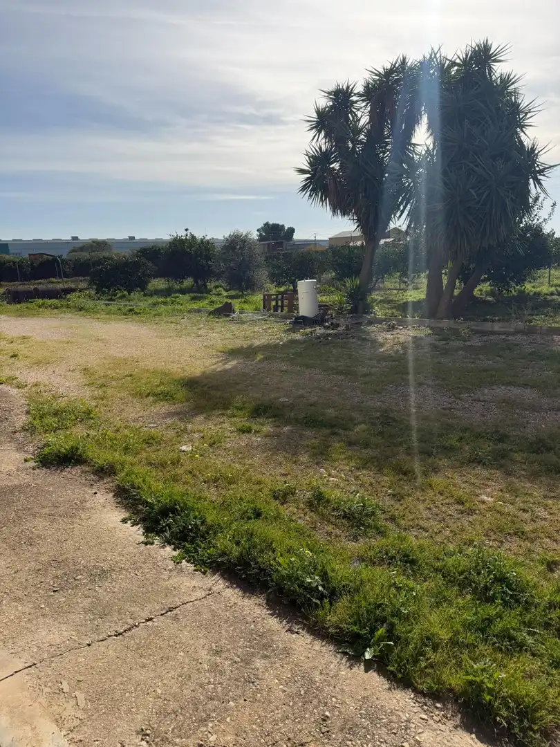 Nau industrial en venda en Cantillana
