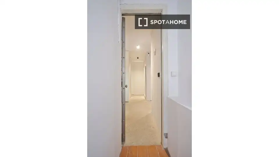 Piso con terraza en alquiler en Ciutat Vella, imagen 12