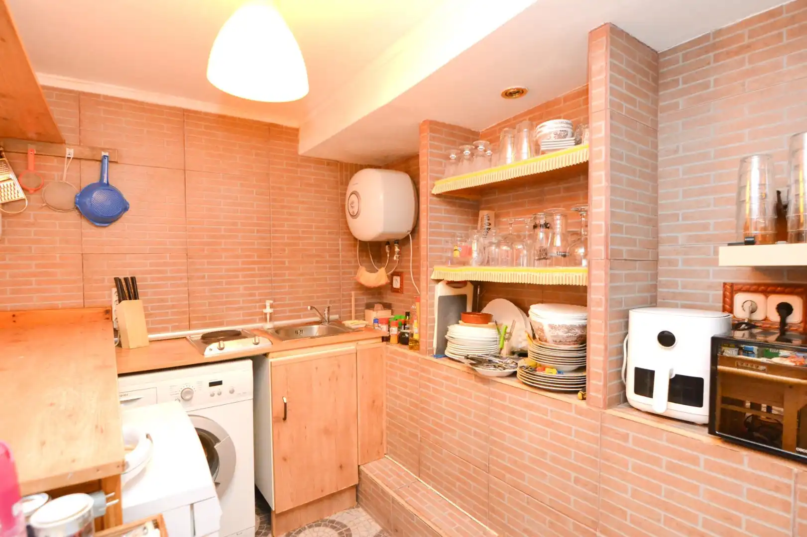 Cocina de Casa adosada en venta en Navalcarnero con Aire acondicionado, Calefacción y Jardín privado