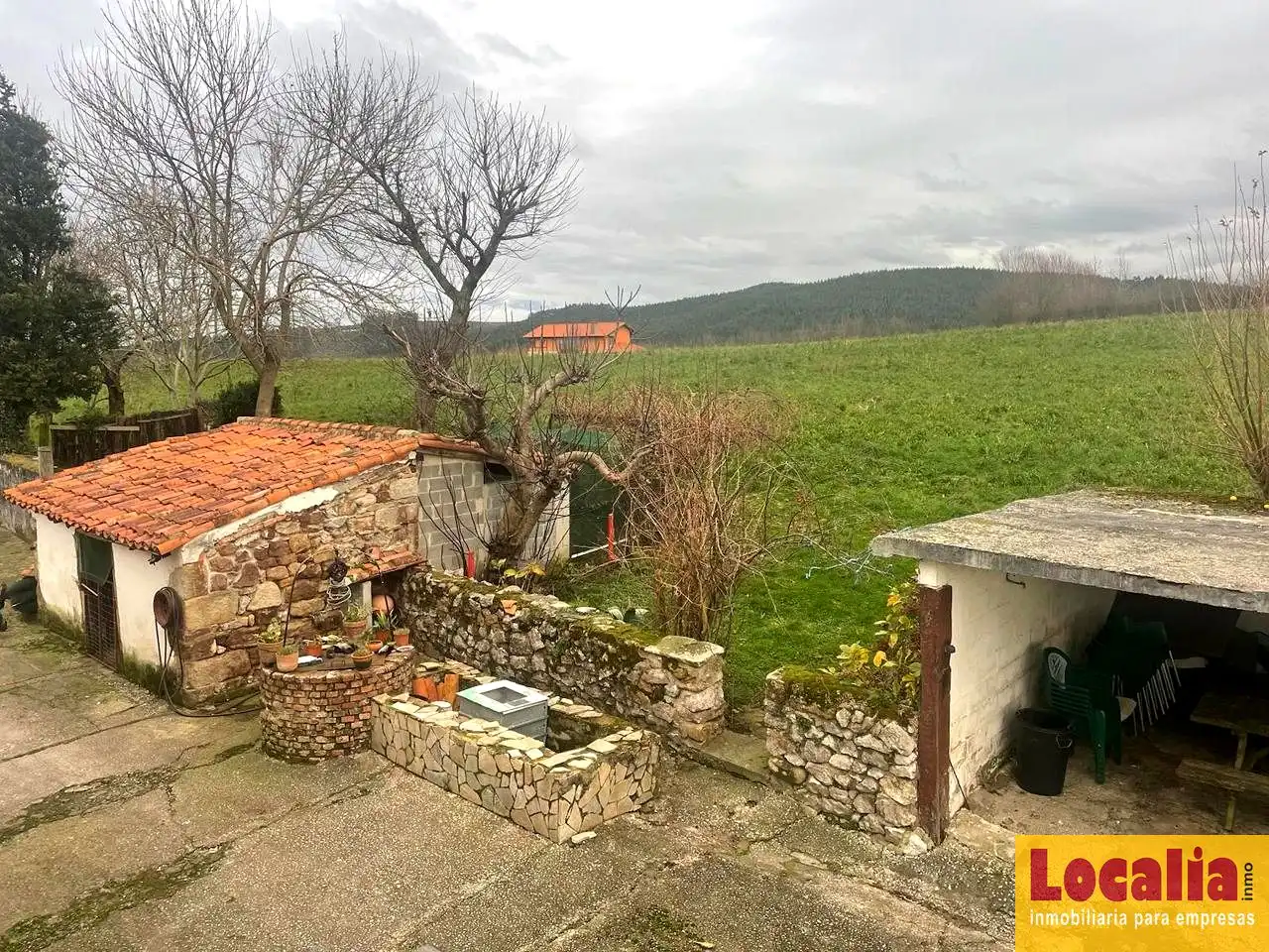 Houses for sale in Torrelavega   with Private garden and Storage room