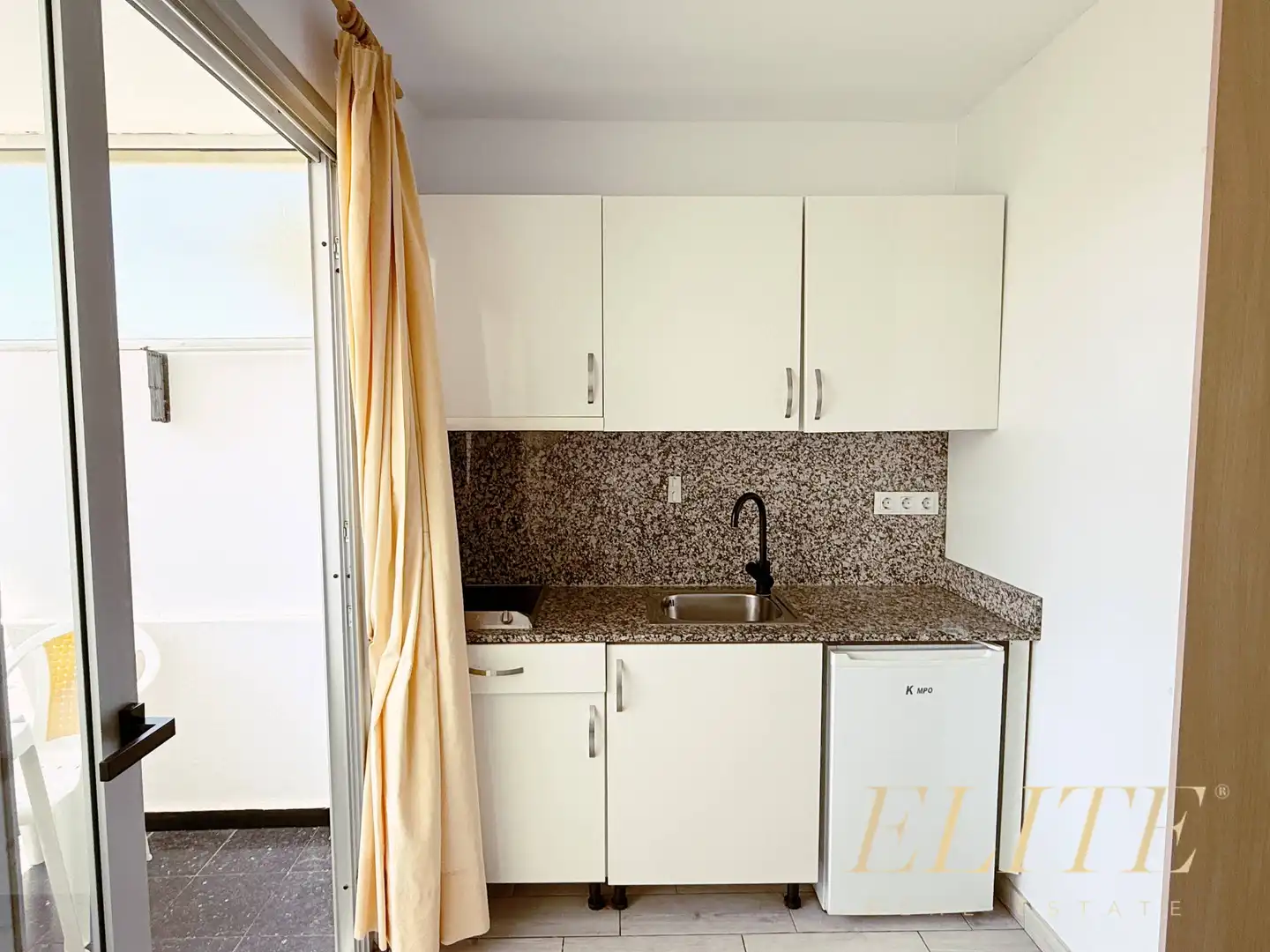 Kitchen of Study for sale in San Bartolomé de Tirajana  with Private garden, Terrace and Furnished