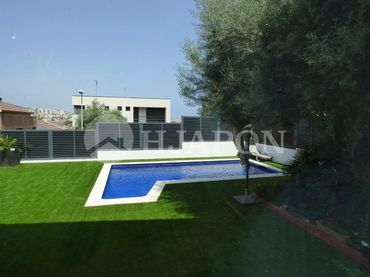 Casa amb piscina en venda a Alella
