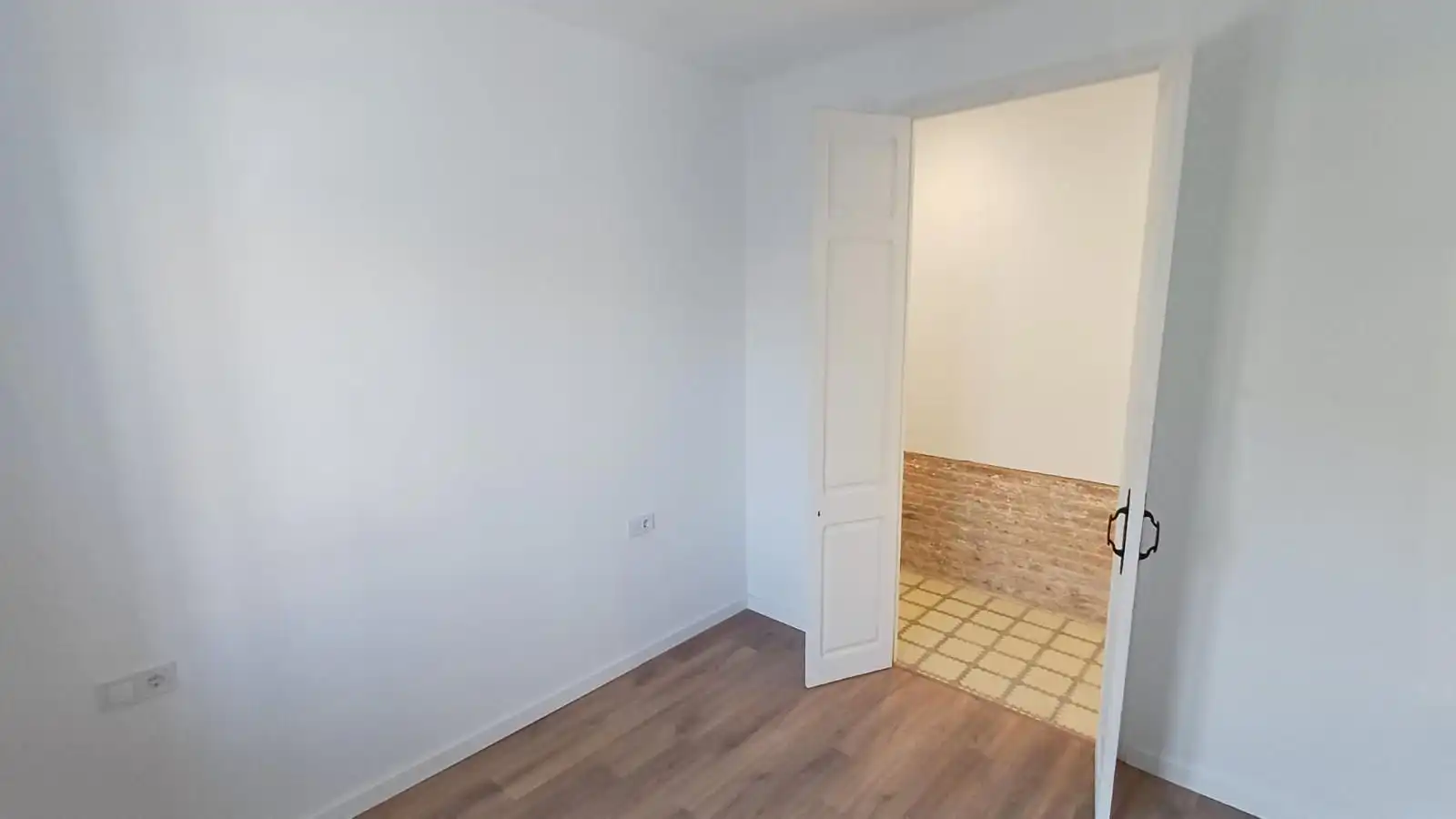 Habitación de Piso en venta en Sabadell con Aire acondicionado, Calefacción y Terraza