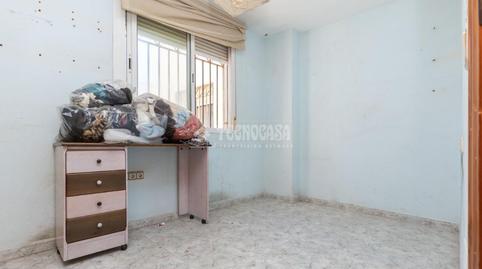 Foto 4 de Piso en venta en Plaza de Toros - Santa Rita, Almería