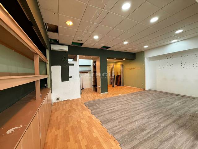 Local comercial en Alquiler en Avenida Alameda Camilo Sesto en Eixample