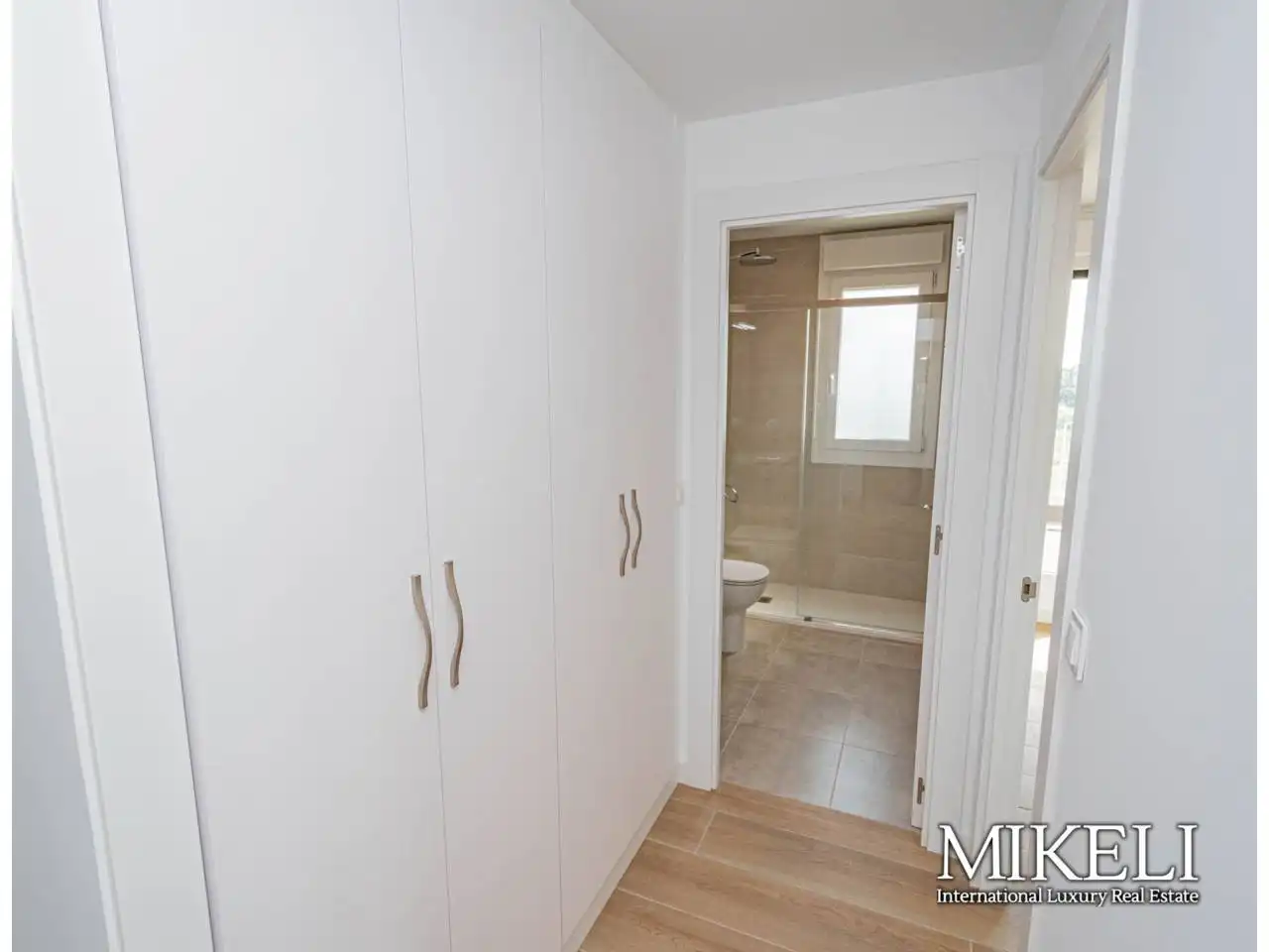 Baño de Piso de alquiler en Santa Cruz de Bezana con Calefacción, Terraza y Trastero