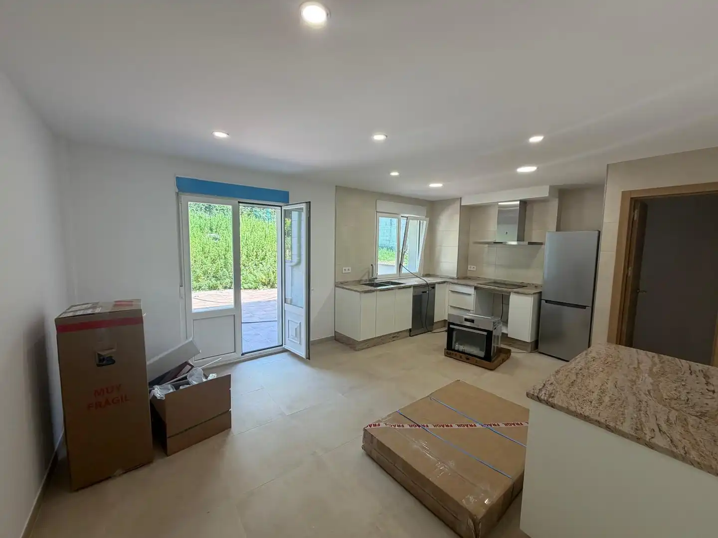 Cocina de Casa o chalet de alquiler en Lugo con Calefacción, Jardín privado y Parquet