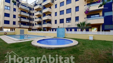 Playa a escasos 100 metros en este luminoso apartamento con terraza y piscina, imagen 2