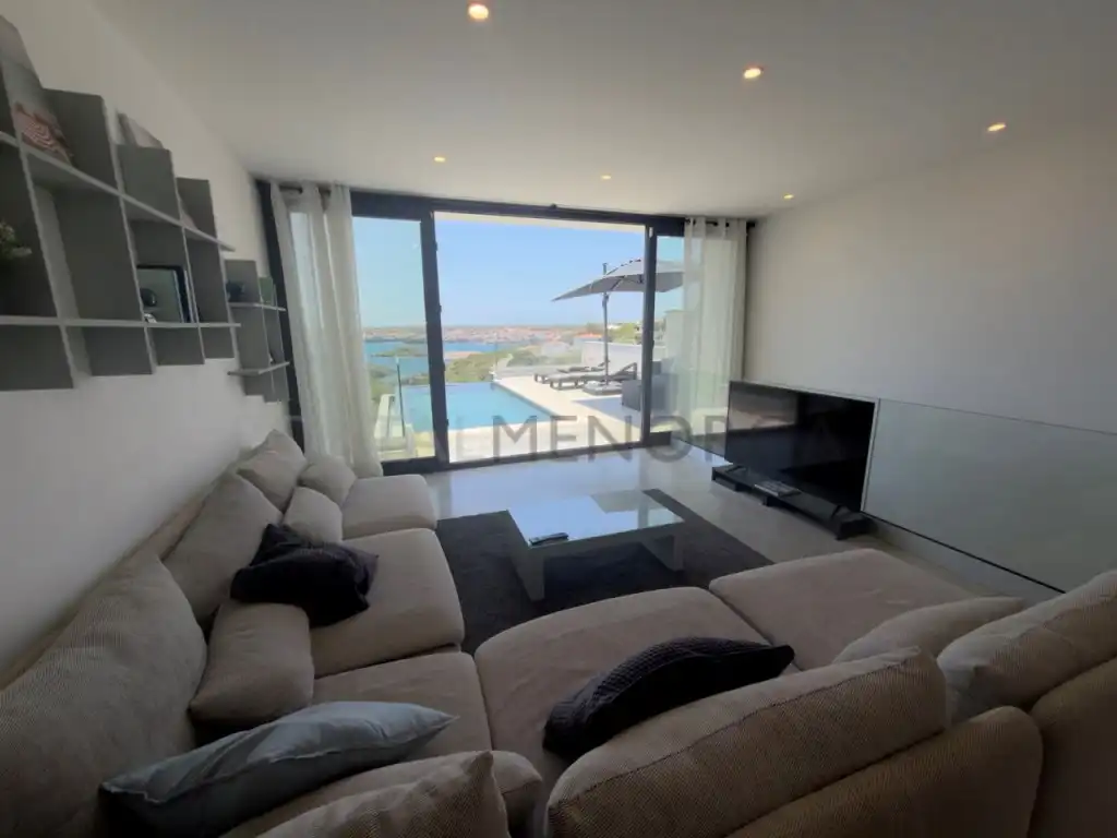 Detached house with pool for sale in Cala Llonga - Sa Mesquida, imagen 8