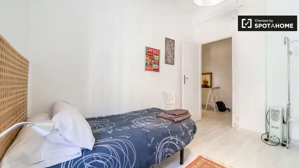 Flat with terrace to rent in L'Eixample, imagen 9