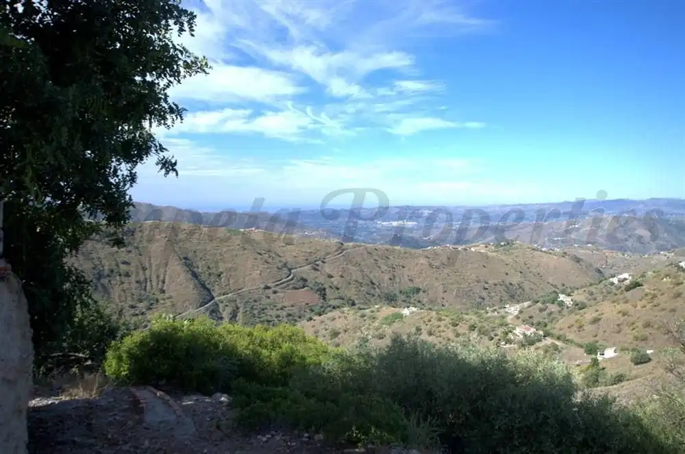 Terreno residencial en venta en Canillas de Aceituno, imagen 4