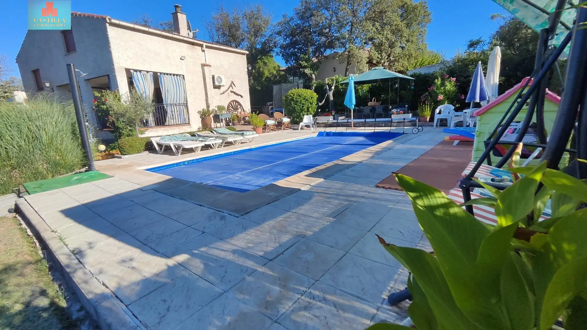 Piscina de Casa o xalet en venda en Peñalba de Ávila amb Calefacció, Jardí privat i Traster