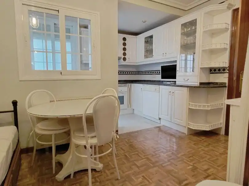 Cocina de Piso en venta en  Madrid Capital con Aire acondicionado, Terraza y Balcón