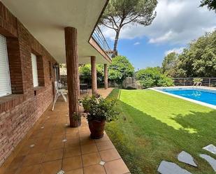 Jardí de Casa o xalet en venda en Sant Cugat del Vallès amb Aire condicionat, Calefacció i Jardí privat