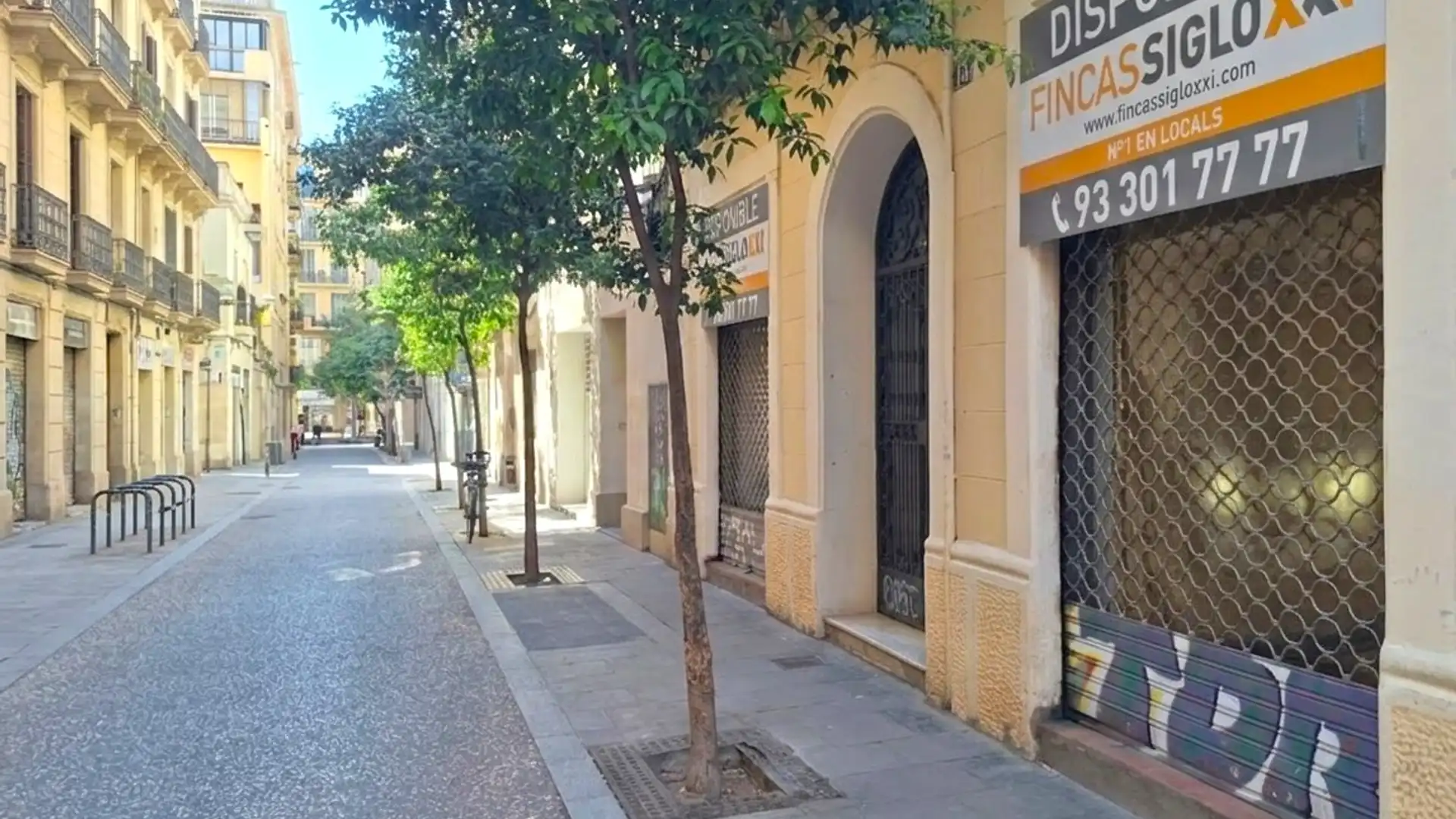 Vista exterior de Local de alquiler en  Barcelona Capital