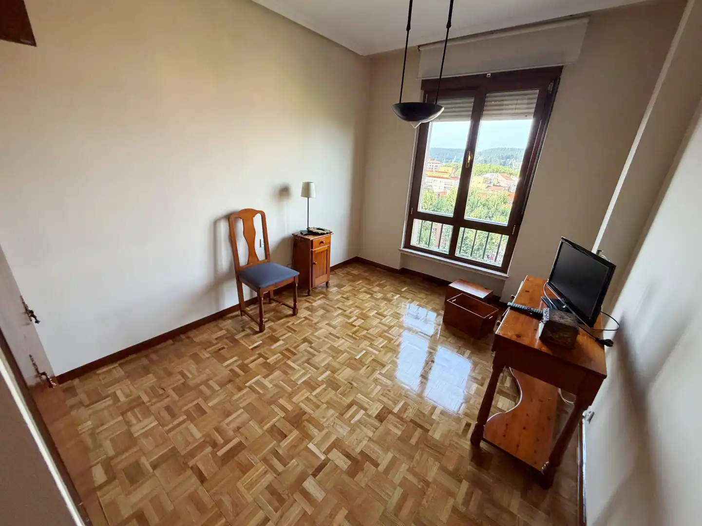 Living room of Flat for rent in Avilés  with Heating