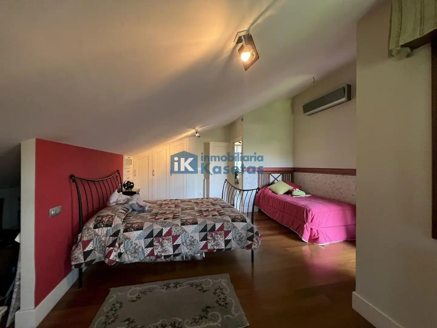 Bedroom of Houses for sale in Basauri   with Air Conditioner and Heating