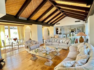 Apartament amb piscina en venda a Marbella Centro