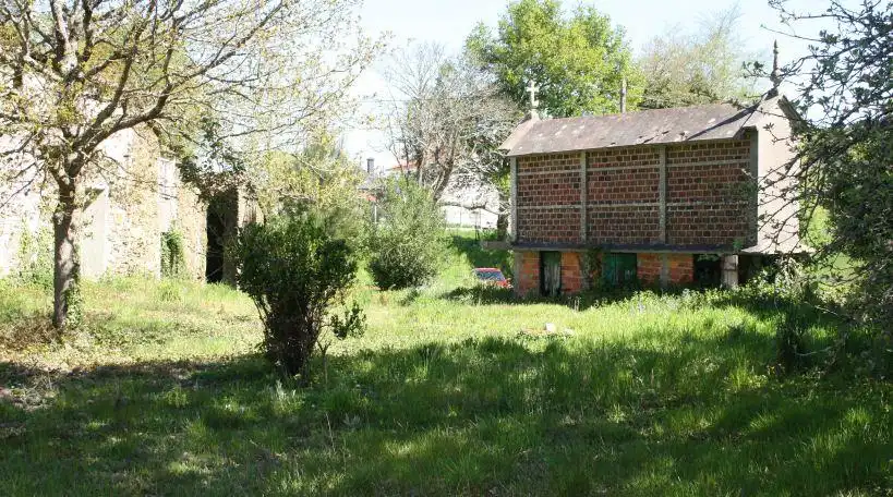 Finca rústica en venta en Santiago de Compostela 