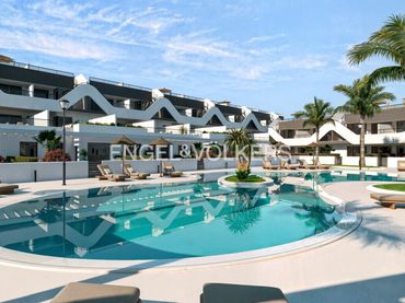 Apartment with pool for sale in Carrer Manises