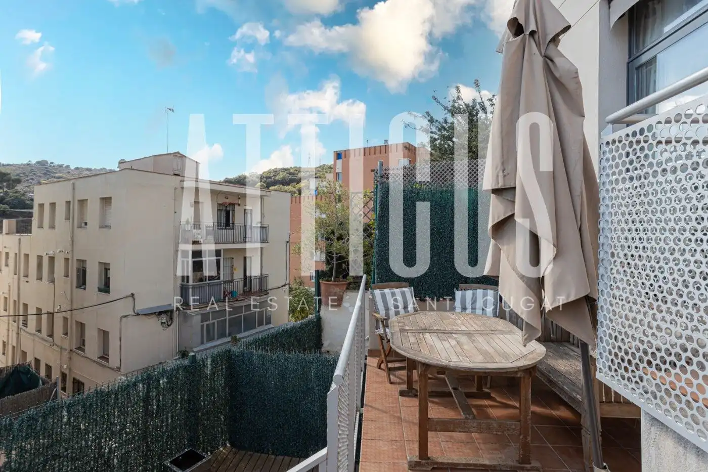 Terrassa de Casa adosada en venda en Barcelona amb Aire condicionat, Calefacció i Parquet
