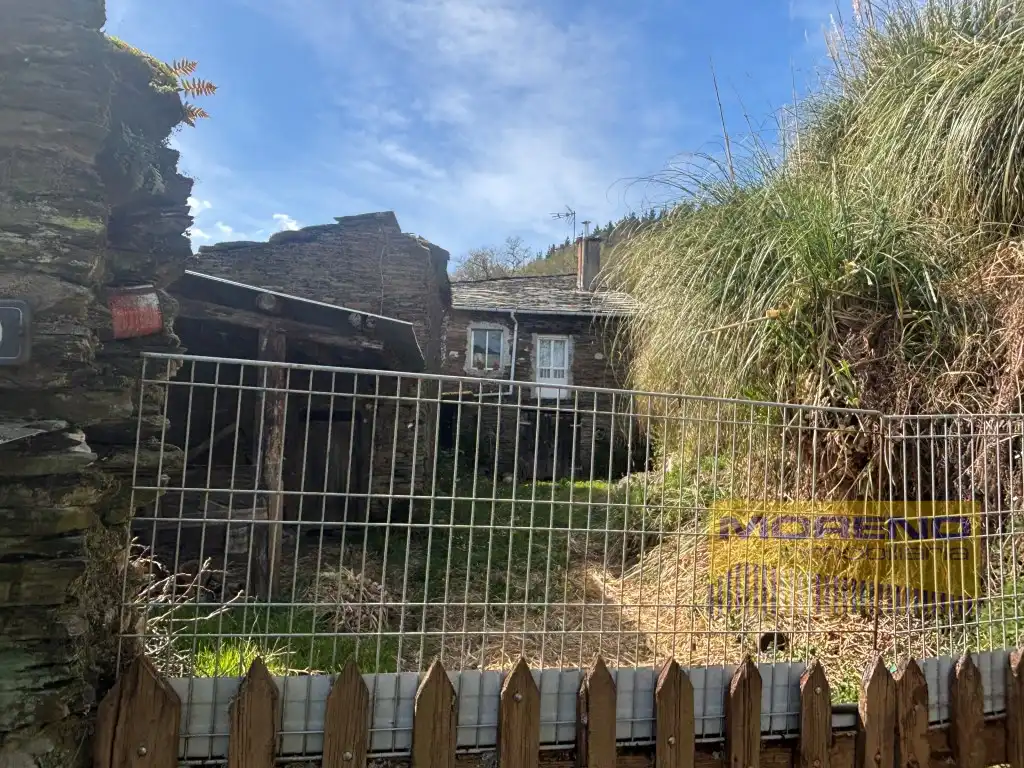 Finca rústica en venta en Samos