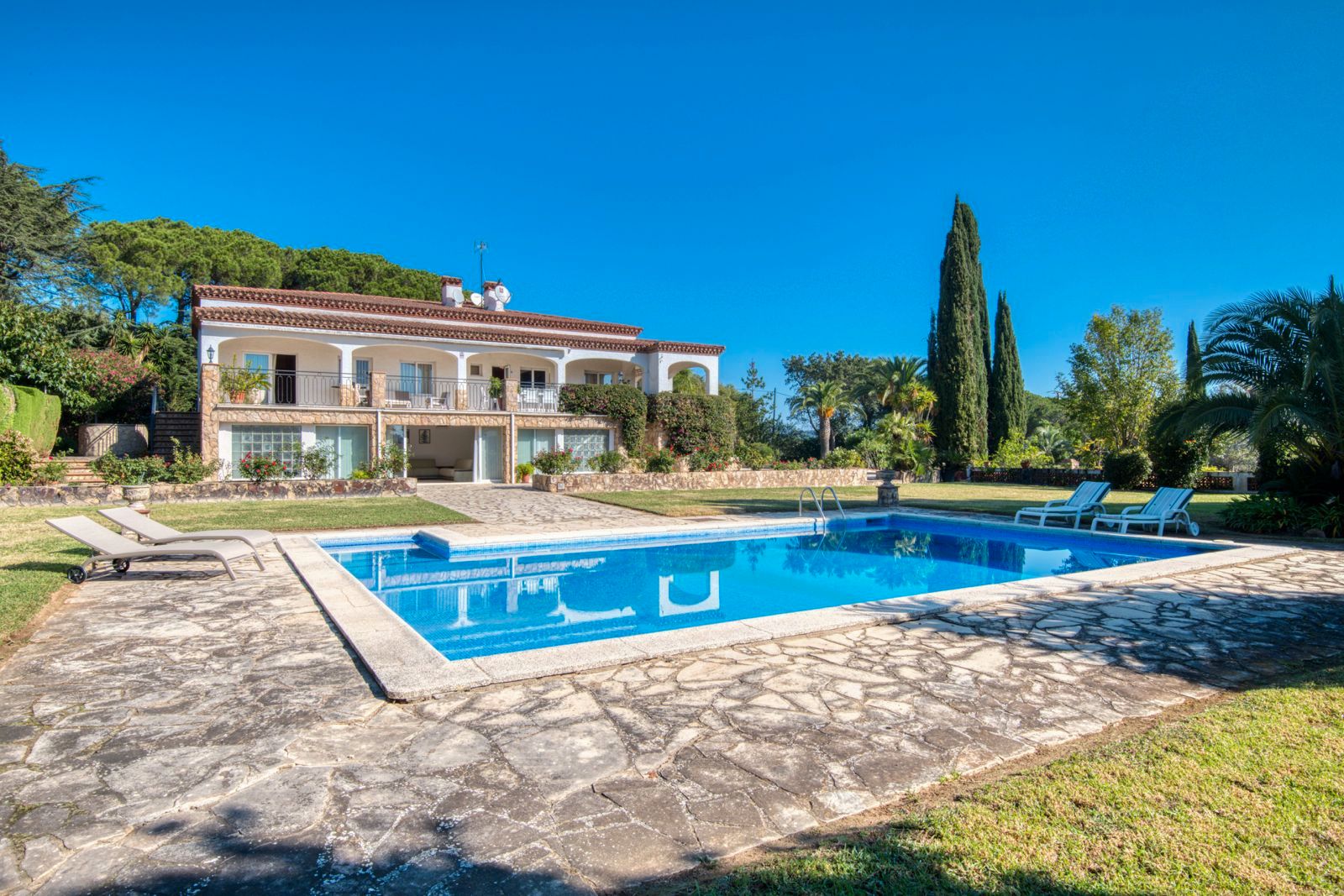 Jardín de Finca rústica en venta en Sant Feliu de Guíxols con Aire acondicionado, Calefacción y Jardín privado