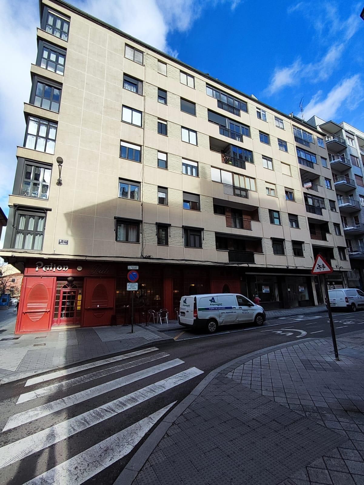 Exterior view of Flat for sale in Valladolid Capital  with Heating and Terrace