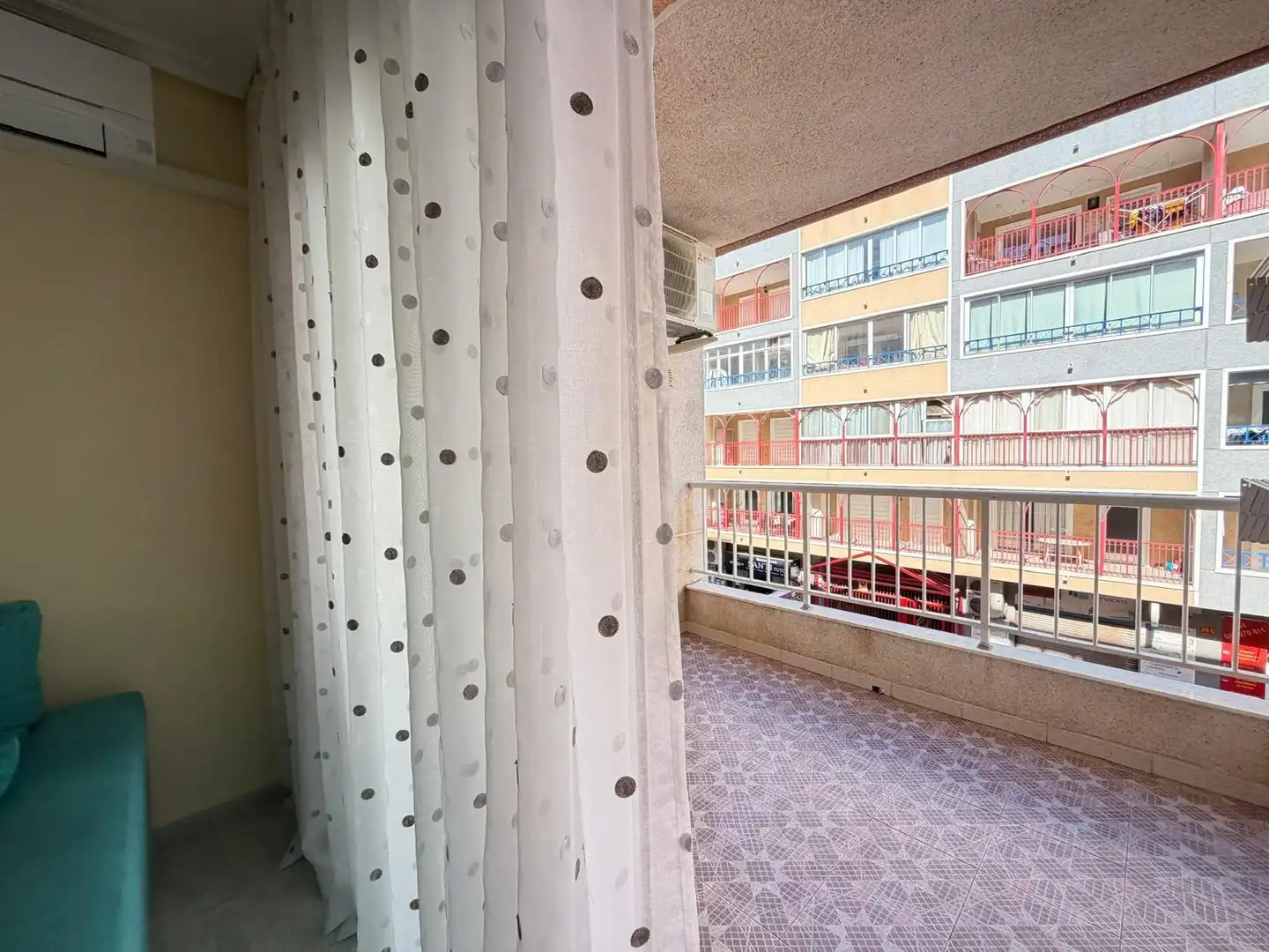 Apartamento con terraza en venta en GOLETA, imagen 30
