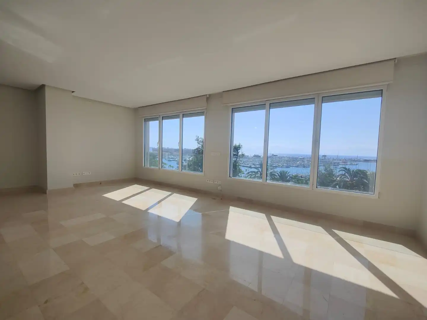 Appartement avec terrasse à louer à Avenida del Doctor Ramón y Cajal, imagen 5