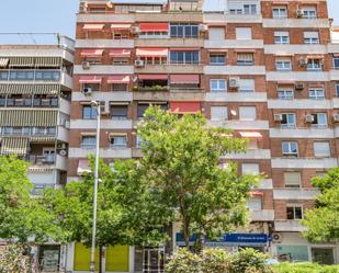 Vista exterior de Pis en venda en  Granada Capital amb Calefacció