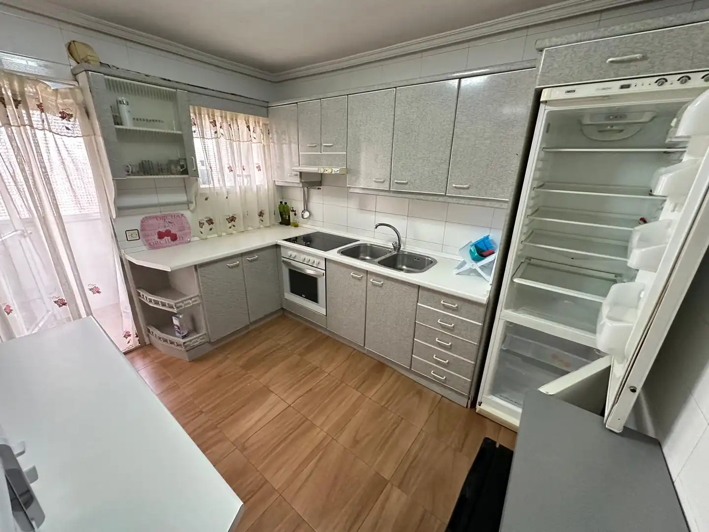 Cocina de Piso en venta en Talavera de la Reina con Calefacción, Terraza y Amueblado