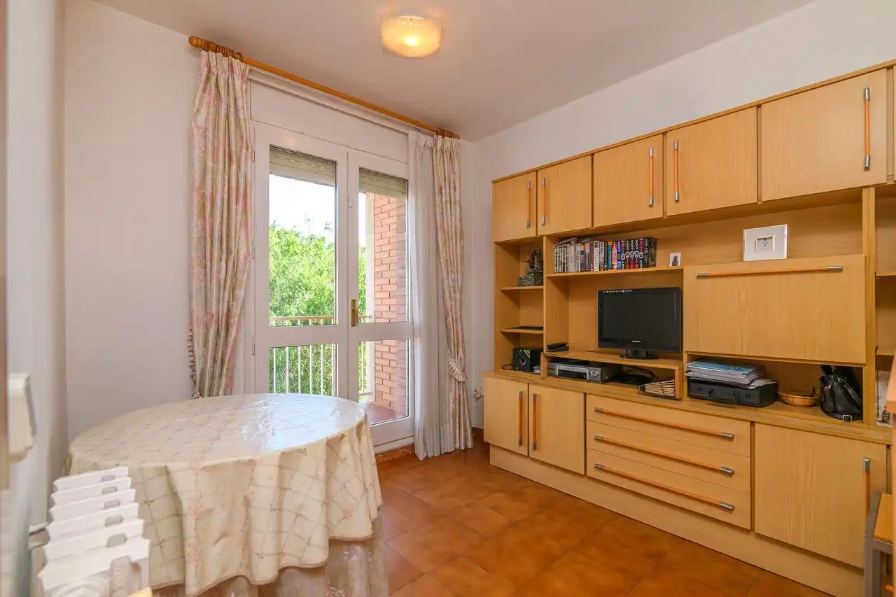 Schlafzimmer von Wohnung zum Verkauf in Manresa mit Heizung, Abstellraum und Balkon
