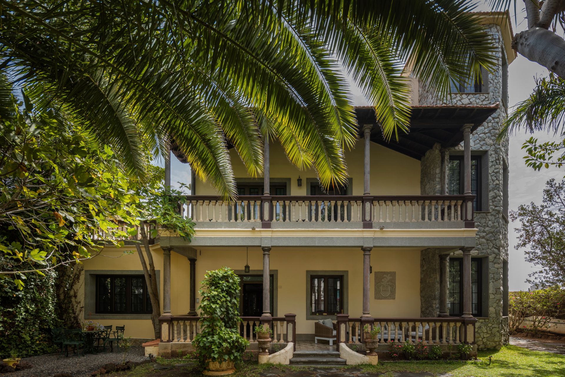 Vista exterior de Casa o xalet en venda en Santa Brígida amb Aire condicionat, Calefacció i Jardí privat