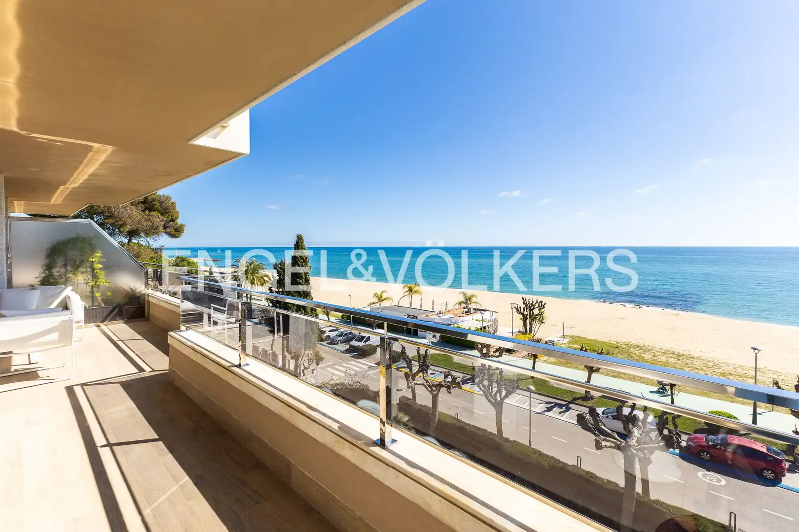 Vista exterior de Piso en venta en Caldes d'Estrac con Aire acondicionado, Calefacción y Jardín privado