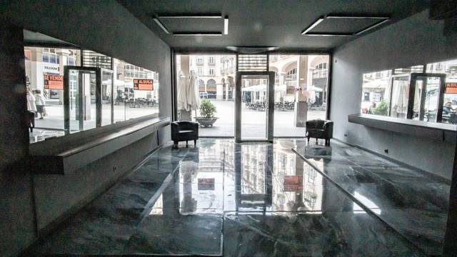 Local comercial en Alquiler en Centro