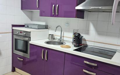 Kitchen of Flat for sale in Algeciras  with Storage room and Community pool