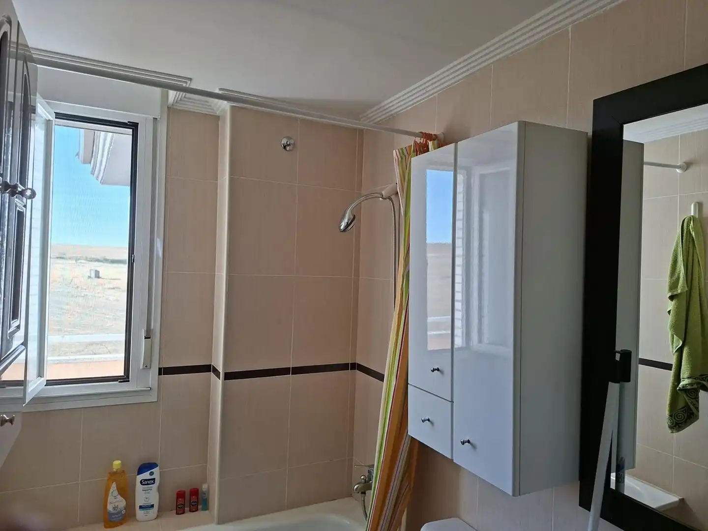 Badezimmer von Wohnung zur Miete in Arapiles mit Heizung, Parkett und Terrasse