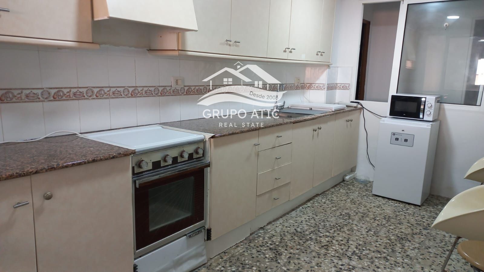 Flat for sale in FINELLO, Llombai