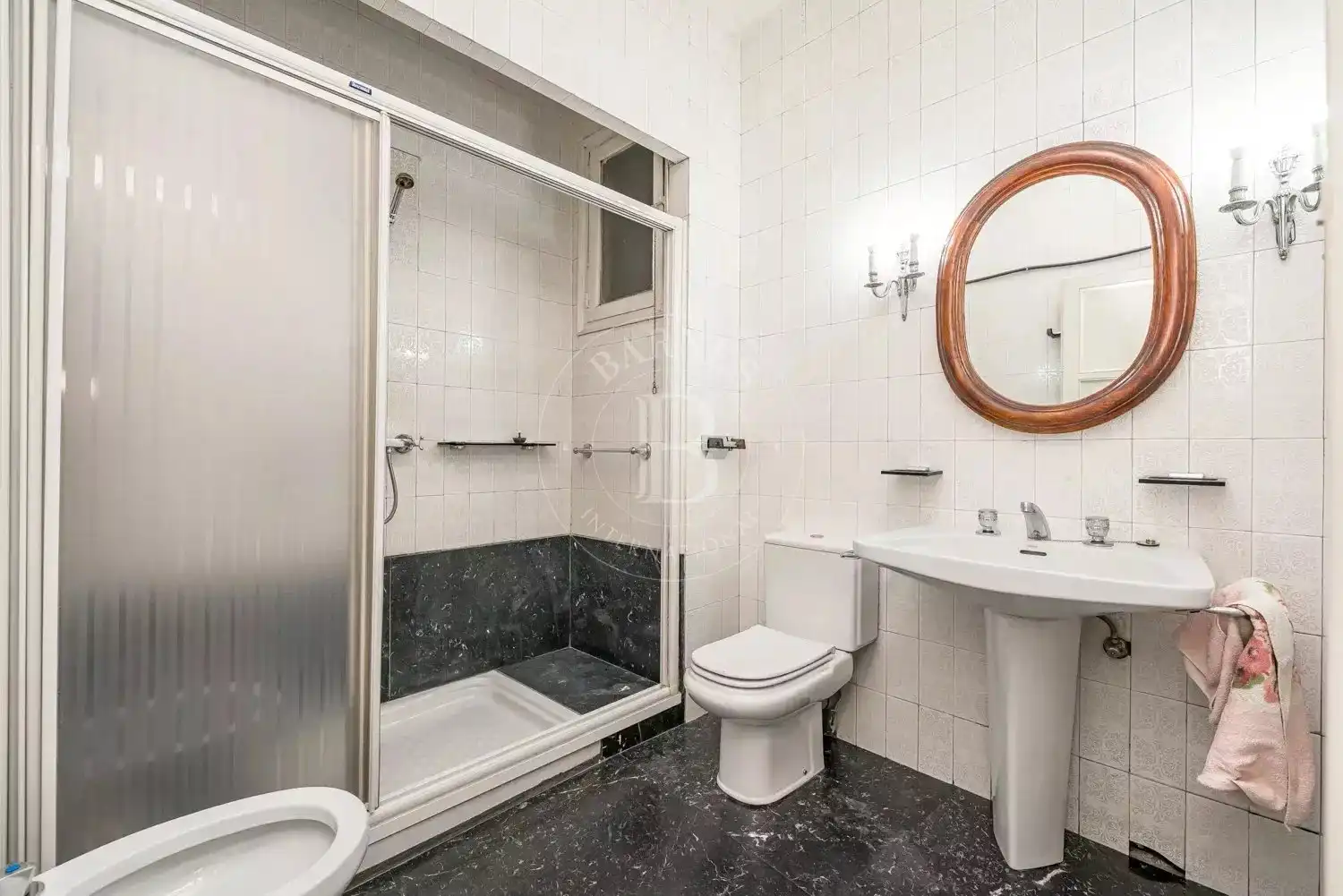 Baño de Piso en venta en Madrid con Aire acondicionado, Calefacción y Terraza
